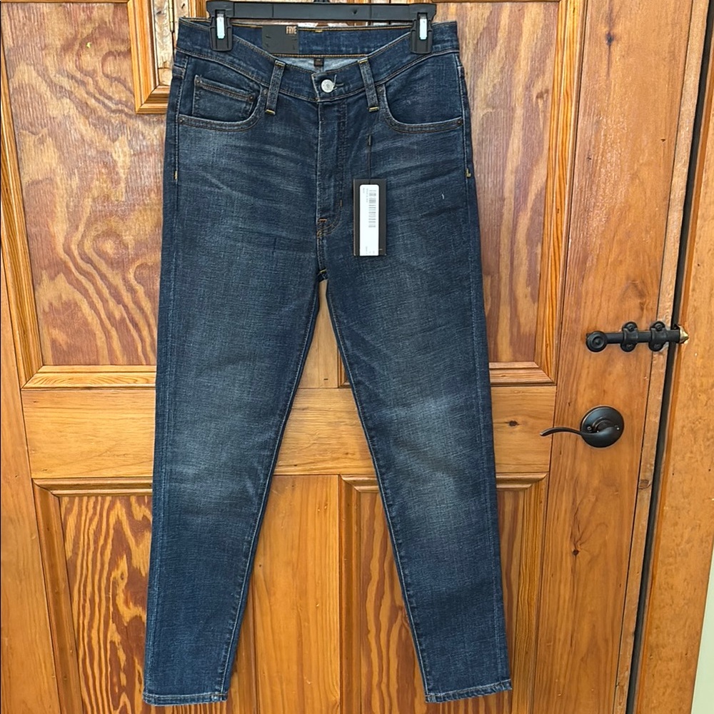 Women’s Frye Addie skinny mid rise jeans size 29
